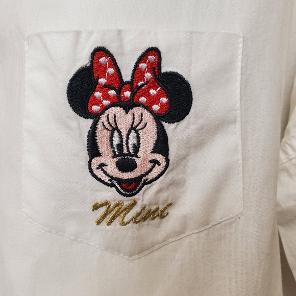 COPY - White long blouse with hoodie - Picture 3 of 7